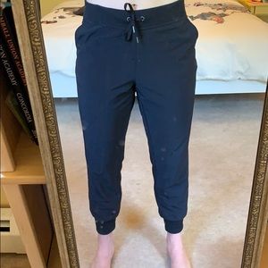 Athleta shelled jogger